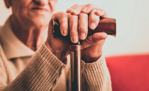 Юридичні послуги - Чи можуть батьки претендувати на аліменти?